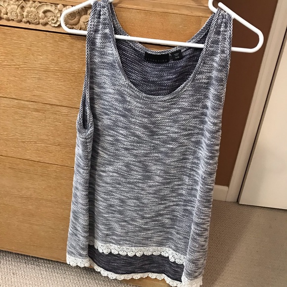 Long tank top - Picture 2 of 3